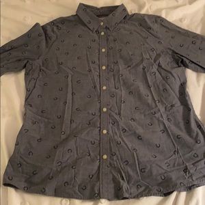 Horse shoe shirt